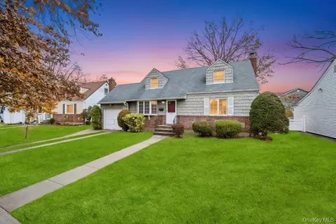203 Green Valley Rd, East Meadow, NY 11554