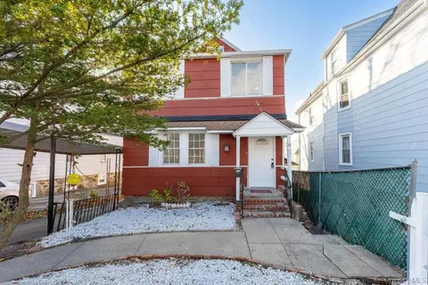 22 Chestnut Pl, Mount Vernon, NY 10553