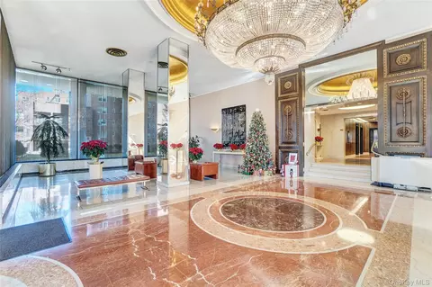 110-11 Queens Blvd #32A, New York, NY 11375