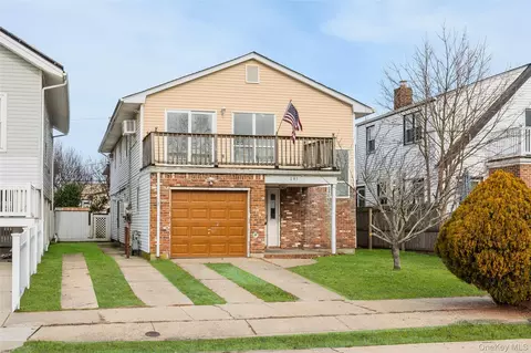 259 W Hudson St, Long Beach, NY 11561