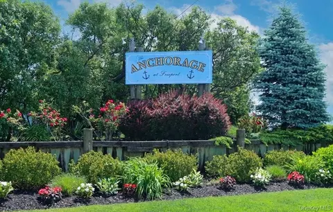 1 Anchorage #101, Freeport, NY 11520