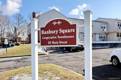 20 Main St #39, Haverstraw, NY 10923