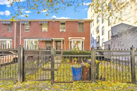 522 E 139th St, New York, NY 10454