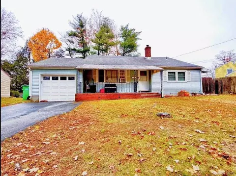 6 Liss Rd, Wappinger, NY 12590