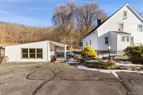 20 Abbeyfield Ln, Brewster, NY 10509