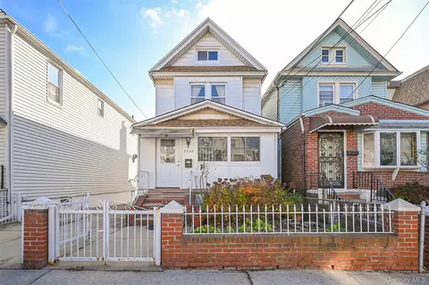 92-38 55th Ave, Elmhurst, NY 11373