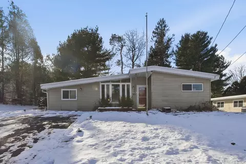 55 Straight Path, Thompson, NY 12775