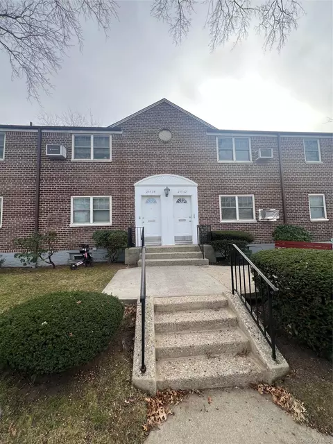 253-04 60th Ave #UPPER, Little Neck, NY 11362