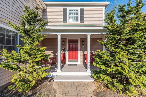 735 Aka 718 Wiggins St, Greenport, NY 11944