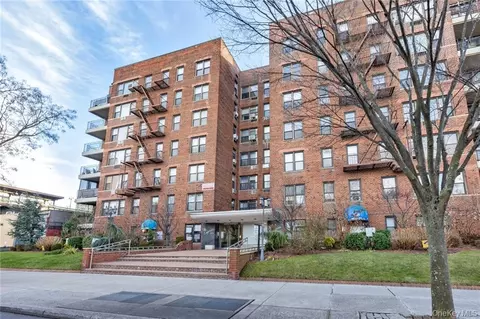 3101 Ocean Pkwy #6F, Brooklyn, NY 11235