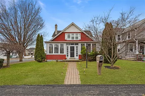 5 Lincoln St, Ramapo, NY 10901
