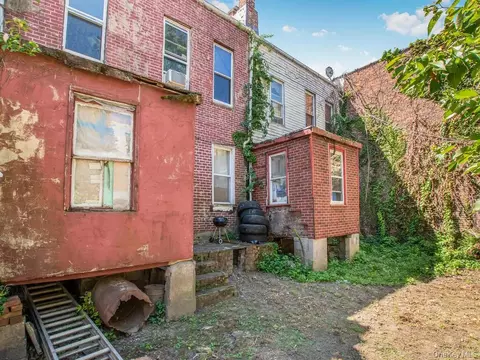 277 E 169th St, New York, NY 10456 photo 6