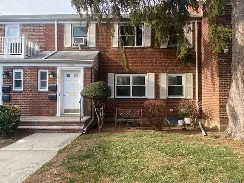 260-40 73rd Ave #1ST, Glen Oaks, NY 11004