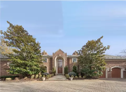 22 Willow Rd, Woodmere, NY 11598