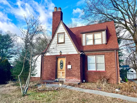 67 Dutchess Ter, Beacon, NY 12508