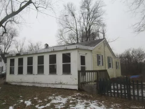 162 Osborne Hill Rd, Fishkill, NY 12524