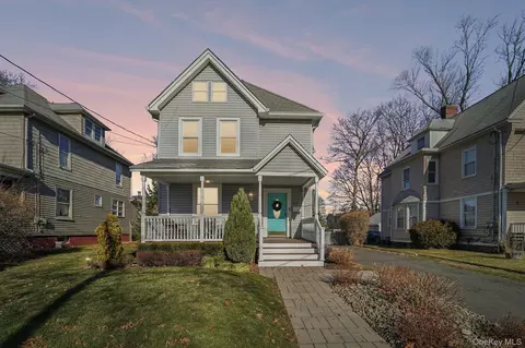 76 E Maple Ave, Ramapo, NY 10901