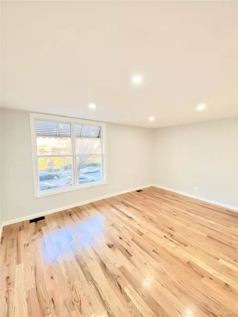 1210 Vyse Ave, New York, NY 10459
