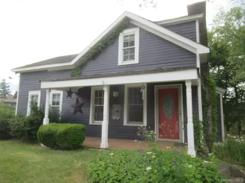 91 Clove Branch Rd, East Fishkill, NY 12533