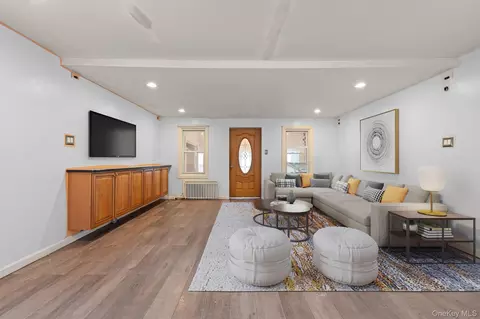 1638 E 45th St, Brooklyn, NY 11234
