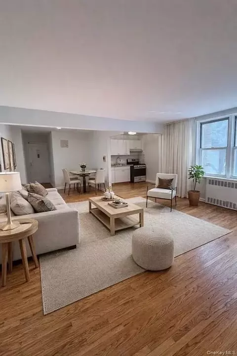 5639 Netherland Ave #1B, New York, NY 10471