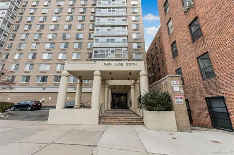 118-17 Union #15J, New York, NY 11375
