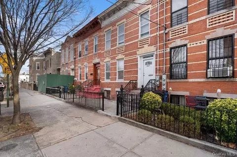 387 Ashford St, Brooklyn, NY 11207