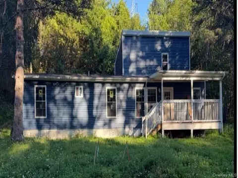 82 High Rock Rd, West Coxsackie, NY 12192