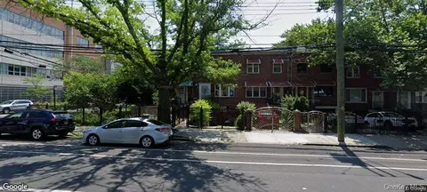 4042 Bronxwood Ave, New York, NY 10466