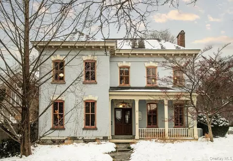 85 Wurts St, Kingston, NY 12401
