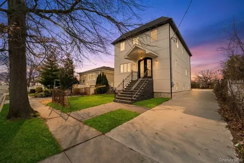 383 Franklin Ave, Hewlett, NY 11557