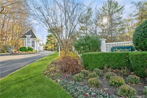 65 Clarewood Dr #31, Greenburgh, NY 10706