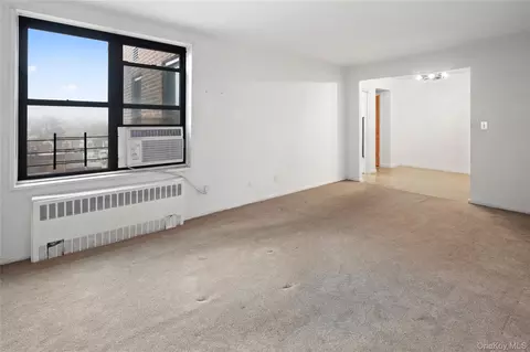 38-15 149th St #6M, New York, NY 11354