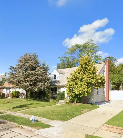 23 Harriman Ave, Hempstead, NY 11550