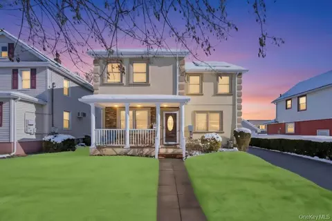 296 Burkhard Ave, North Hempstead, NY 11501