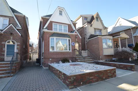 6348 83rd St, New York, NY 11379
