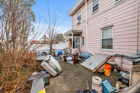 Exterior - 35-7882 161st St, Flushing, NY 11358 photo 4 of 8