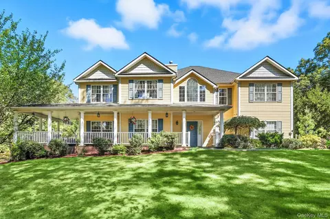 5 Morning View Ct, Mount Pleasant, NY 10514
