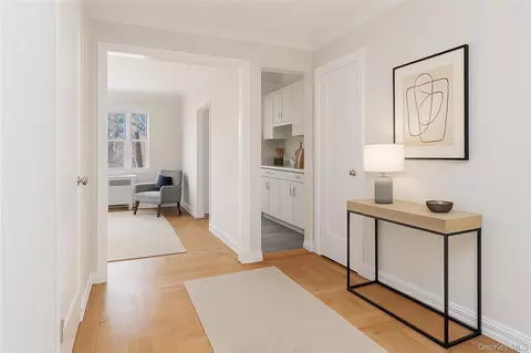 474 W 238th St #4I, New York, NY 10463