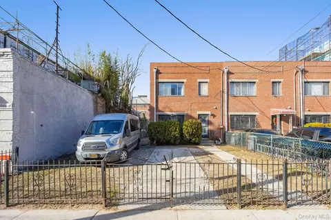 905 Hart St, Brooklyn, NY 11237