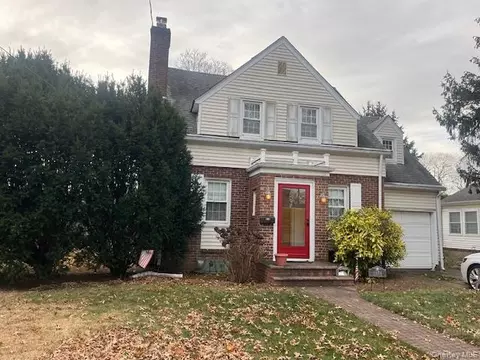 1854 Rockville Dr, Baldwin, NY 11510
