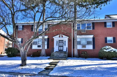 24 Bon Aire Cir #N, Ramapo, NY 10901