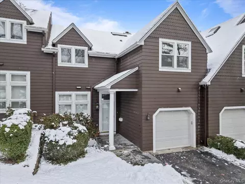 10 Old Jackson Ave #44, Greenburgh, NY 10706