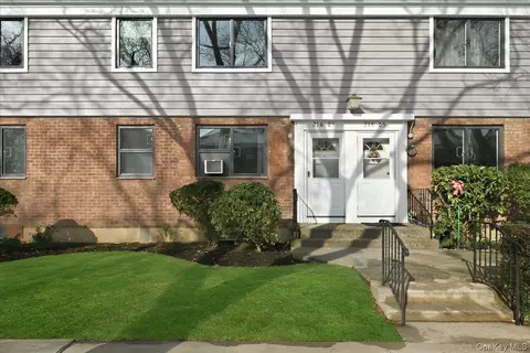 218-03 68th Ave #1ST, Oakland Gardens, NY 11364