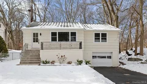 21 Henning Dr, Cortlandt, NY 10548