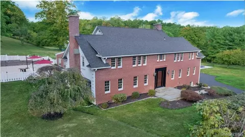 235 Bear Ridge Rd, Mount Pleasant, NY 10570
