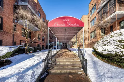1015 Old Post Rd #2H, Mamaroneck, NY 10543