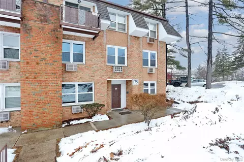 175 Kearsing Pkwy, Ramapo, NY 10952