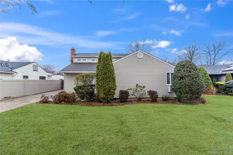 627 Buxton Ave, West Hempstead, NY 11552