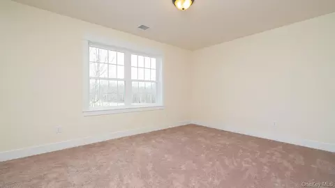 Bedroom - 43 Malloy Rd, Shawangunk, NY 12589 photo 9 of 15